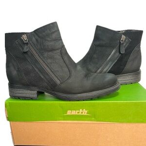 Earth Black Leather Ankle Boots Booties Sz 9